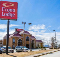 Econo Lodge Hendersonville - Tourism Bookings