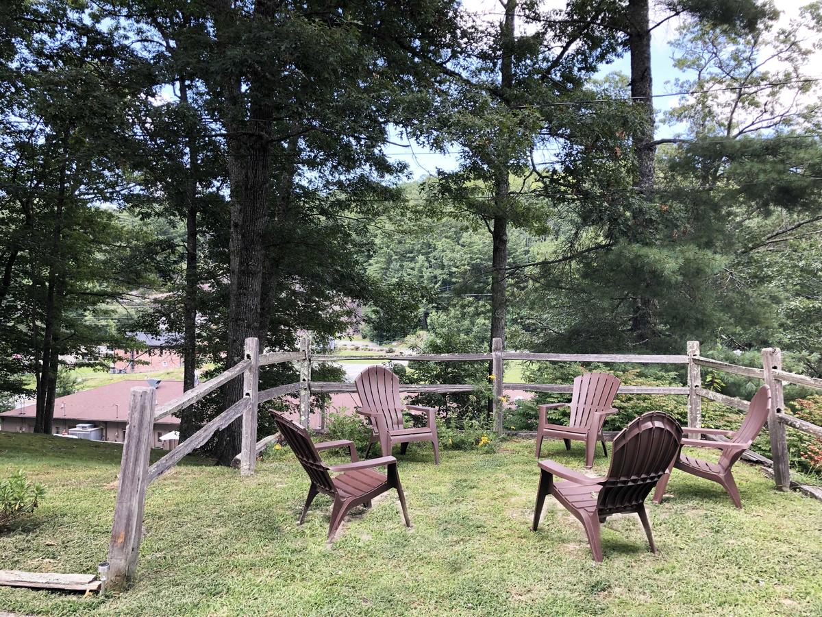 Cashiers Village Inn - thumb 31