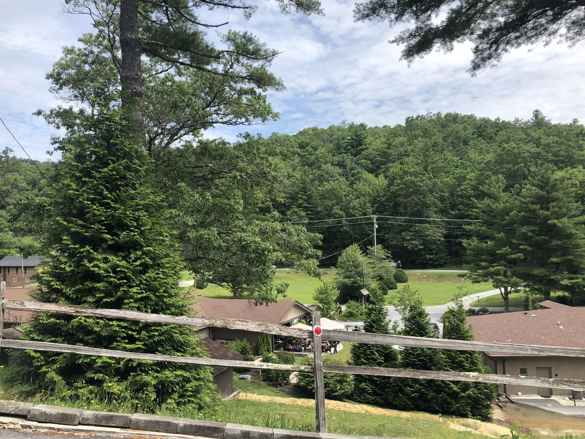 Cashiers Village Inn - thumb 34