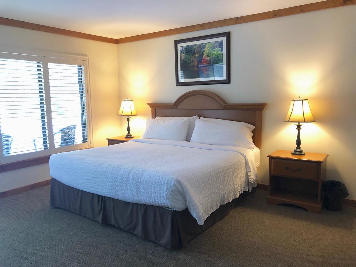Cashiers Village Inn - thumb 22