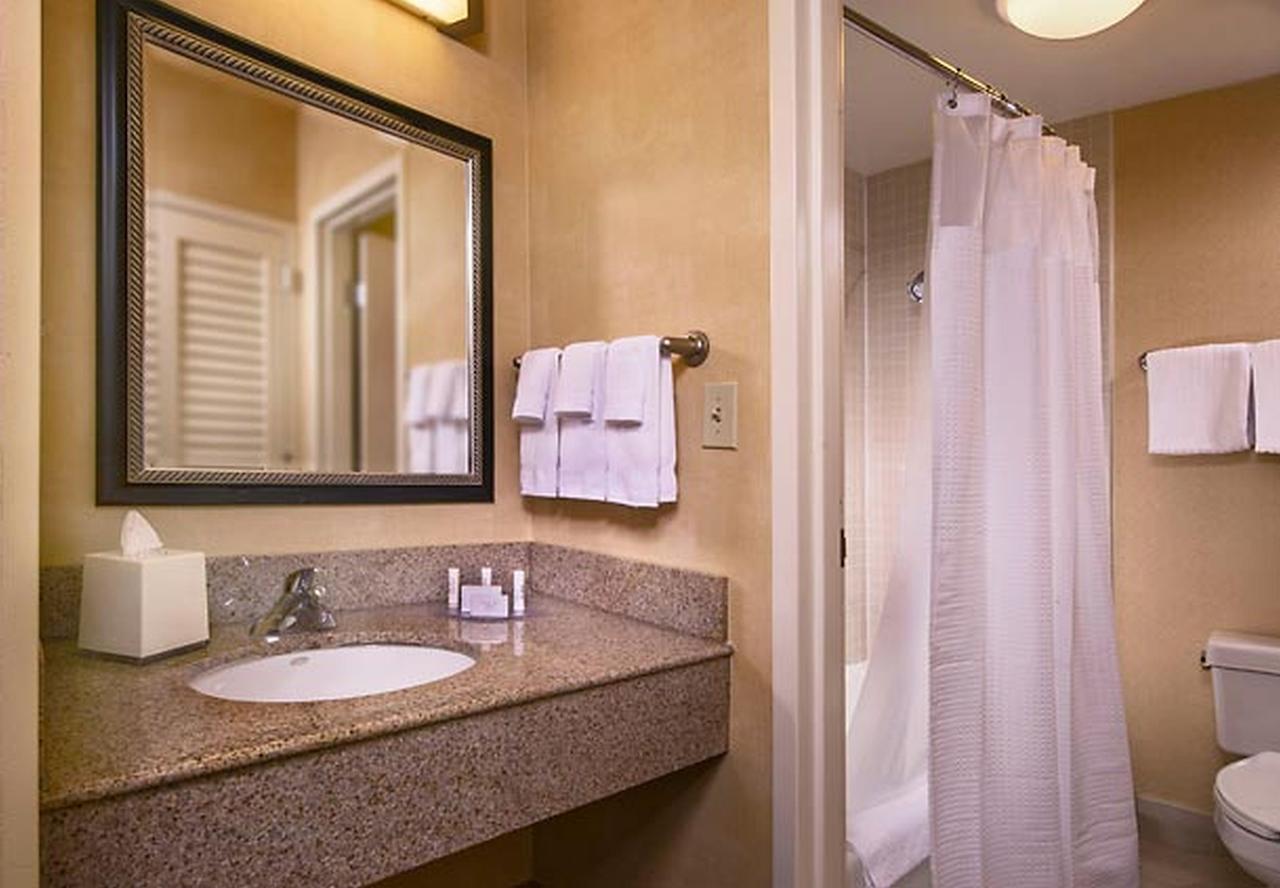 Courtyard Raleigh Cary - thumb 16