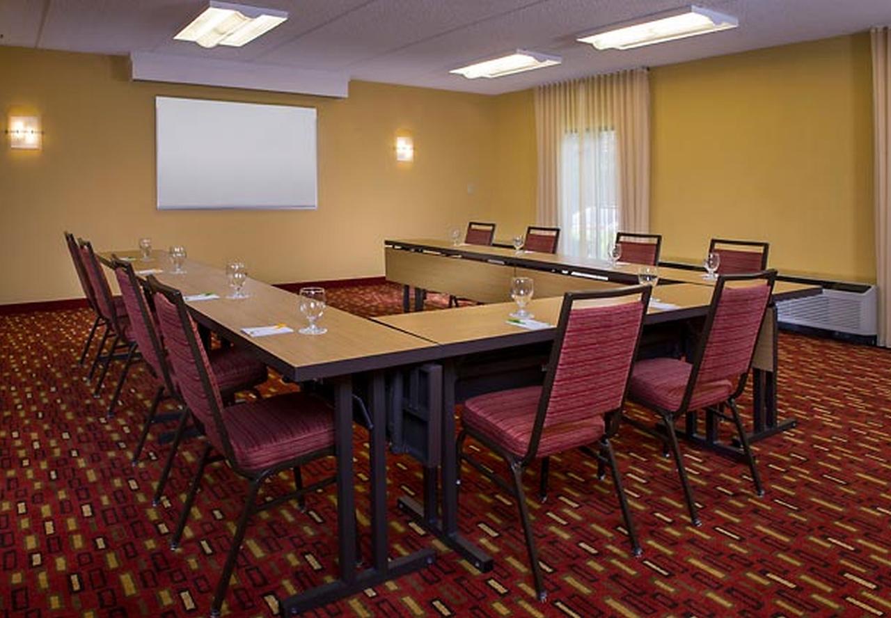 Courtyard Raleigh Cary - thumb 5