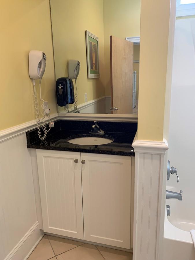 3 Room King Suite-Unit 501 - thumb 5