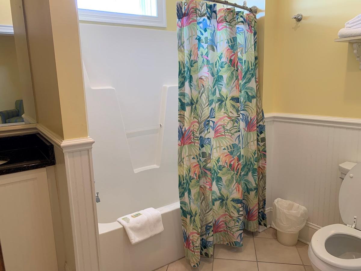 3 Room King Suite-Unit 501 - thumb 4