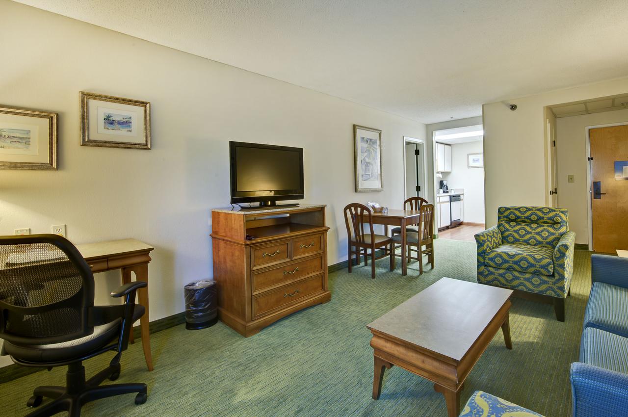 Hampton Inn & Suites Wilmington/Wrightsville Beach - thumb 36