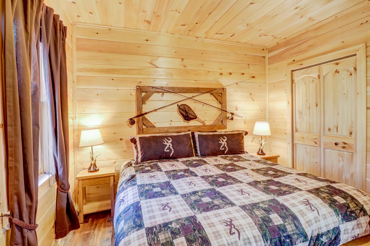 4 Bed 3 Bath Vacation Home In Bryson City - thumb 30