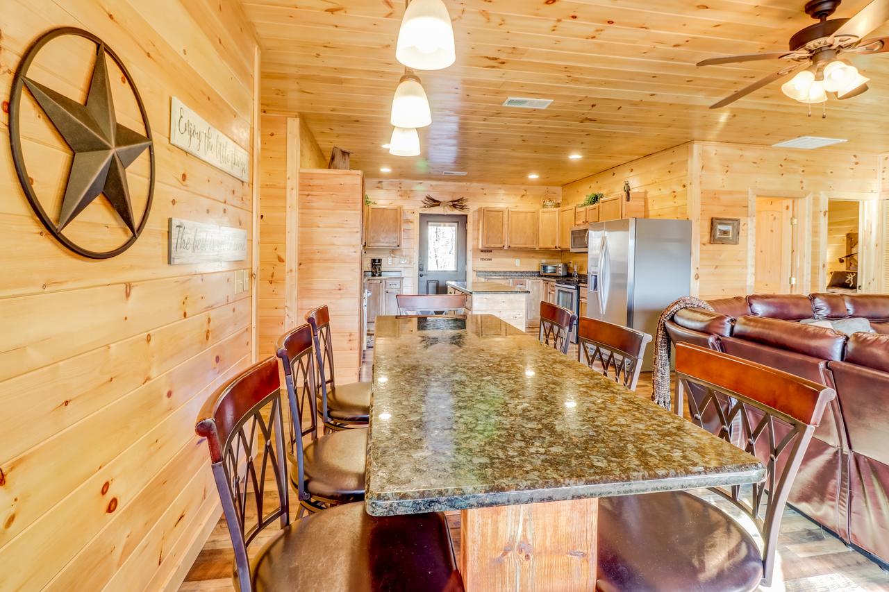 4 Bed 3 Bath Vacation Home In Bryson City - thumb 11