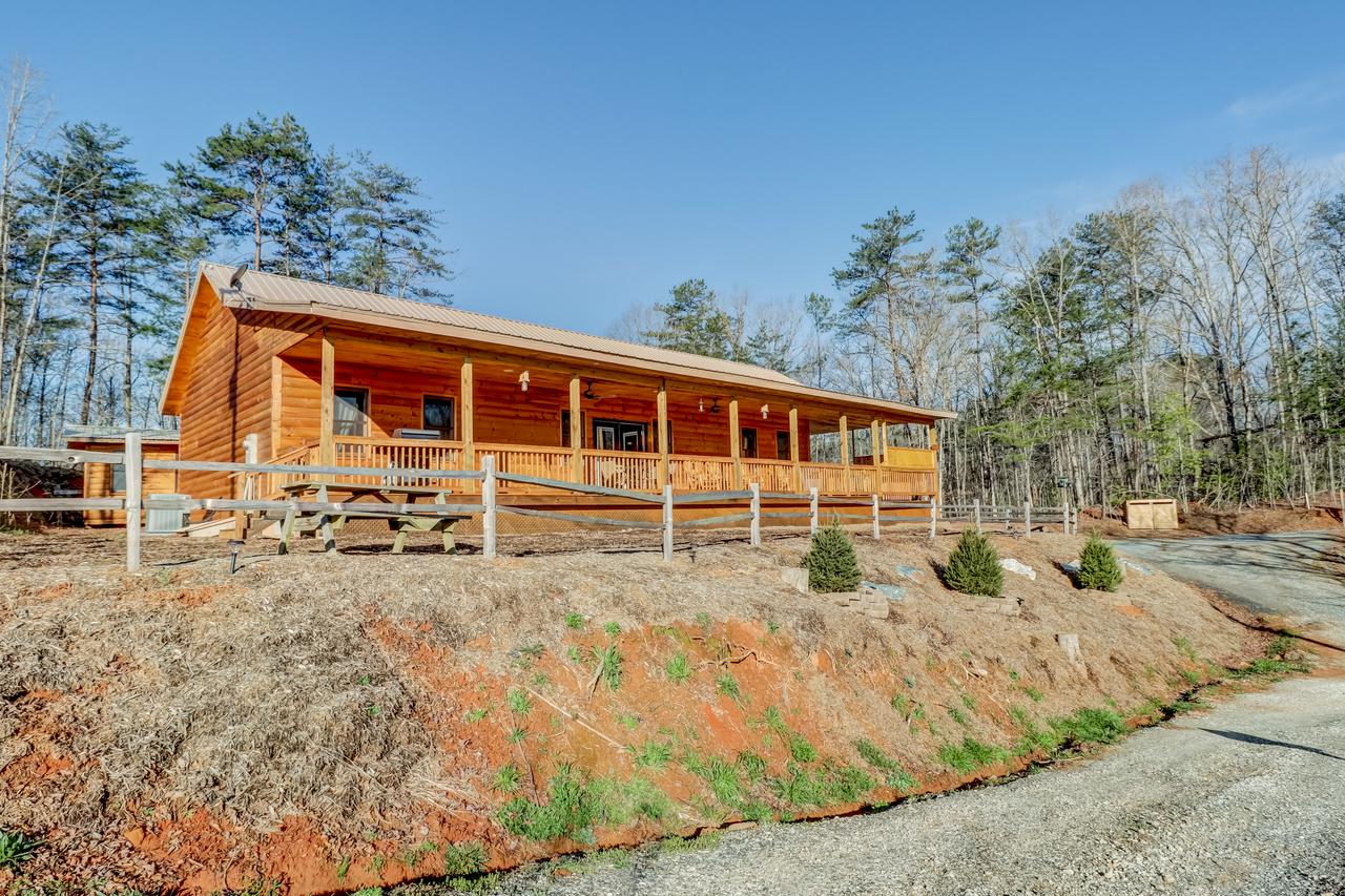 4 Bed 3 Bath Vacation Home In Bryson City - thumb 33