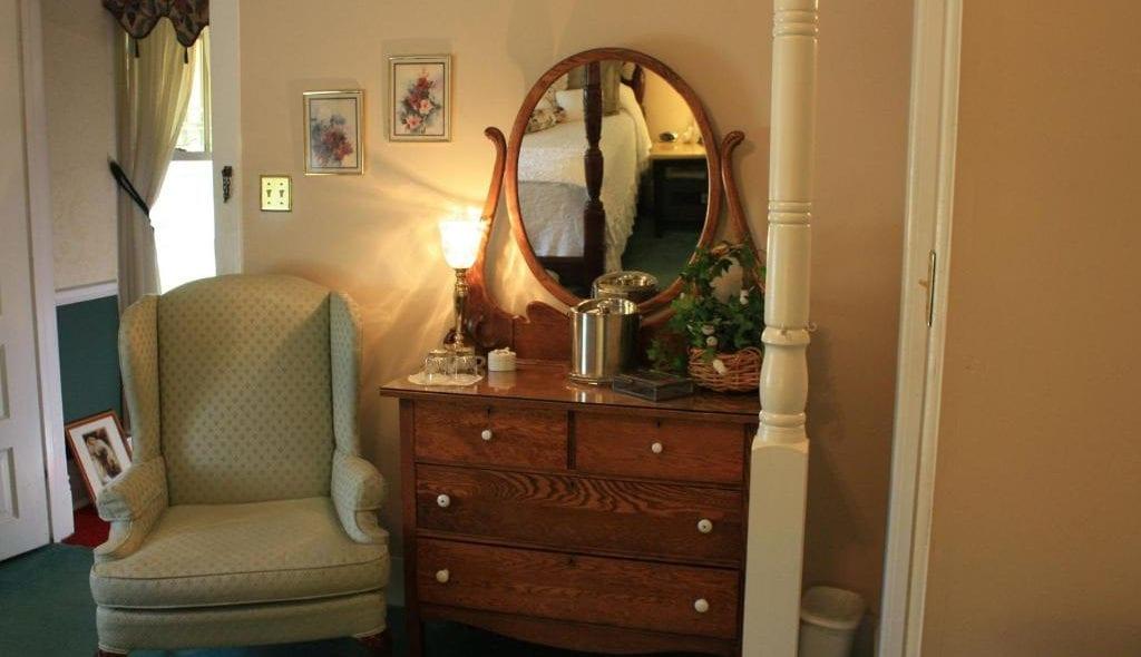 Red Rocker Inn - thumb 16