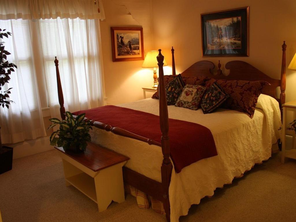 Red Rocker Inn - thumb 28