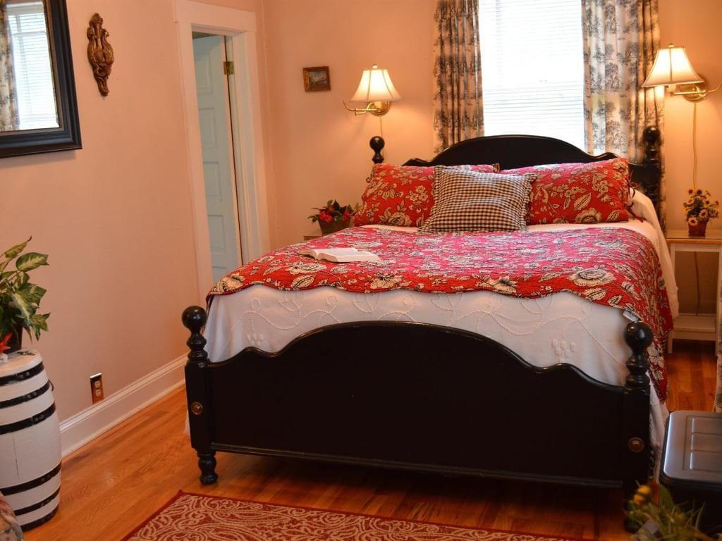 Red Rocker Inn - thumb 44