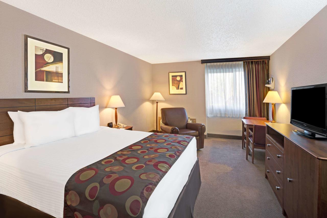 Ramada By Wyndham Bismarck - thumb 10