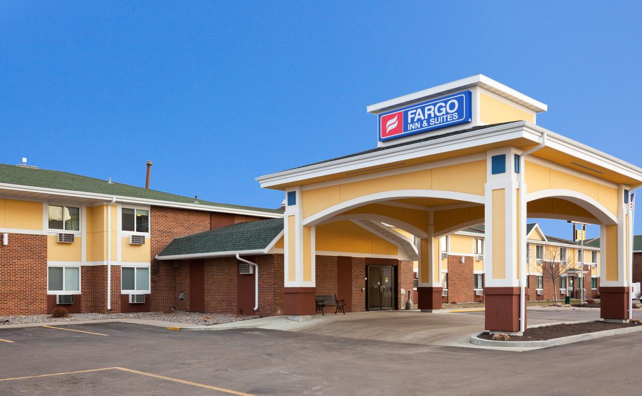 Fargo Inn And Suites - thumb 8