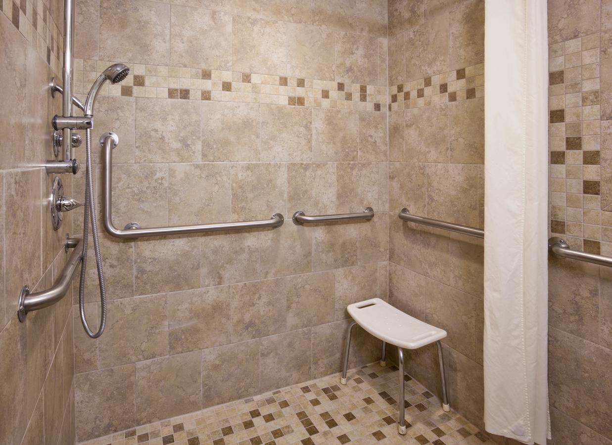 Fargo Inn And Suites - thumb 20