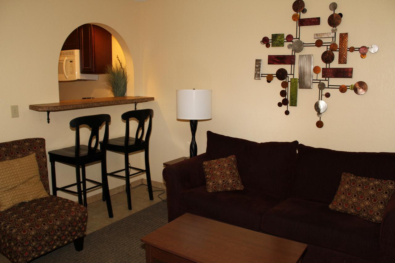 Fargo Inn And Suites - thumb 7