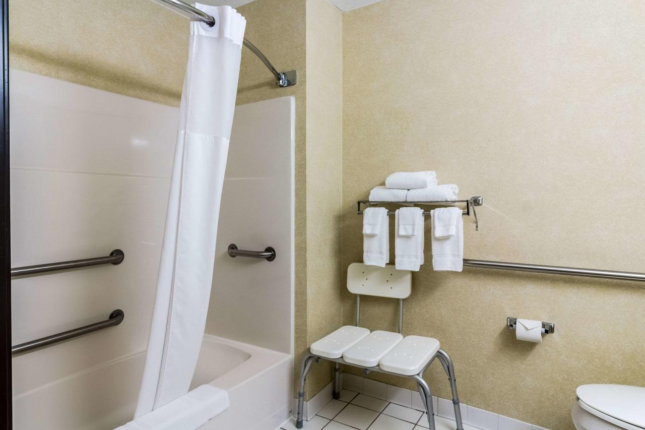 Quality Inn Columbia Mall - thumb 29