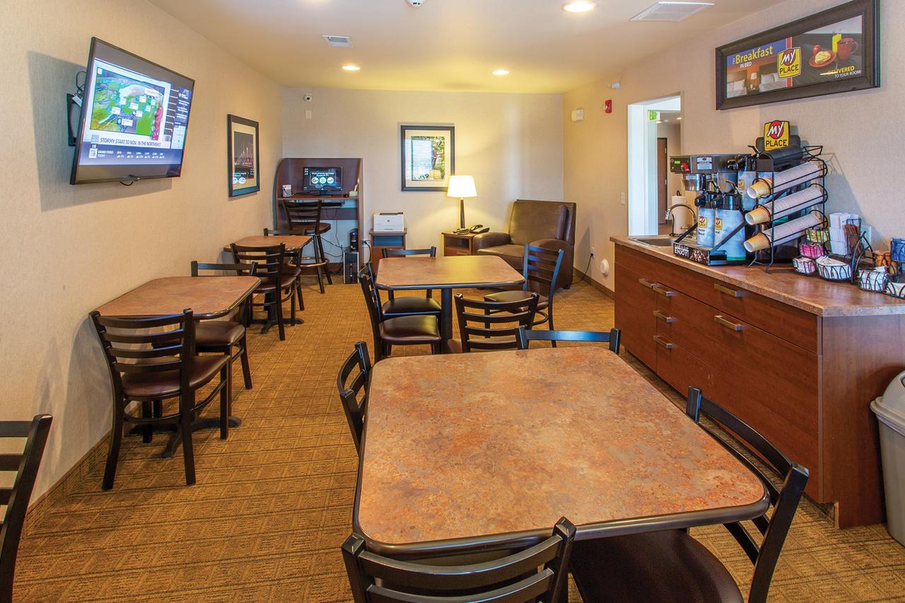 My Place Hotel-Grand Forks, ND - thumb 11