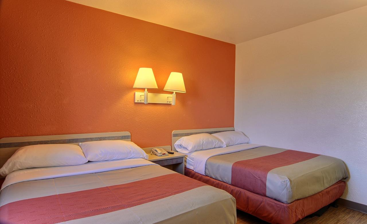 Motel 6 Bismarck - thumb 11