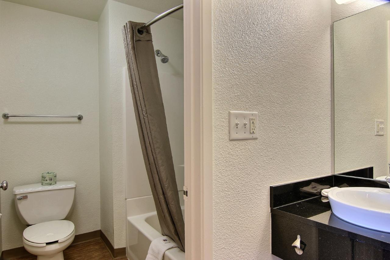 Motel 6 Bismarck - thumb 32