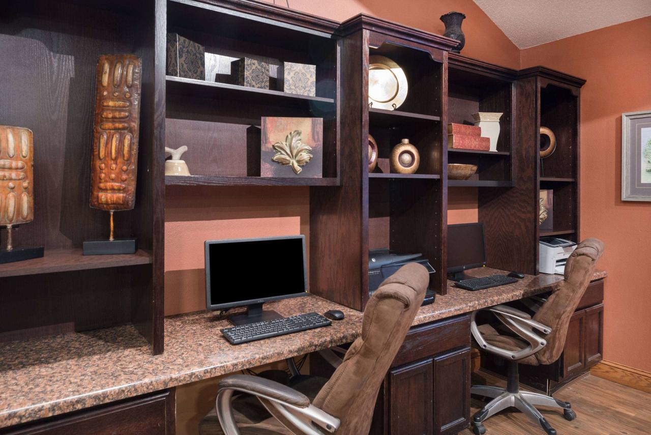 AmericInn By Wyndham Valley City Conference Center - thumb 39