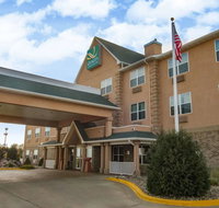Quality Inn & Suites Dickinson - USA Accommodation