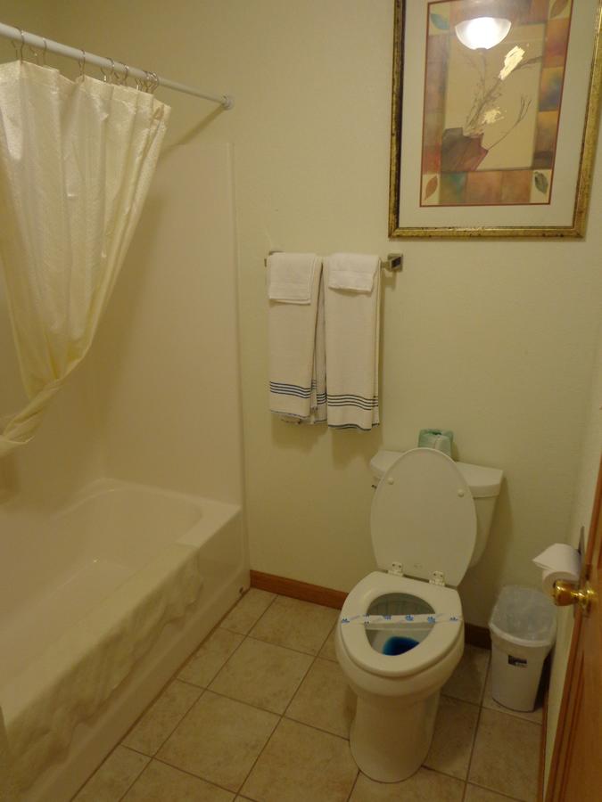 El-Vu Motel - thumb 6