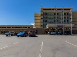 Clarion Hotel Convention Center