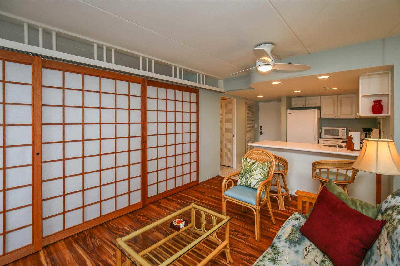 Ilikai 1038 Ocean Condo - thumb 15