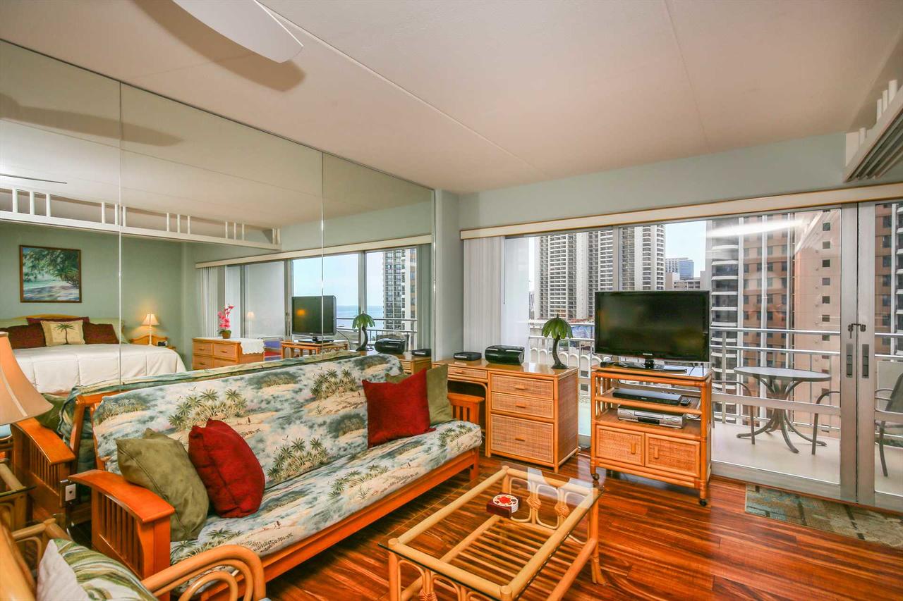 Ilikai 1038 Ocean Condo - thumb 13