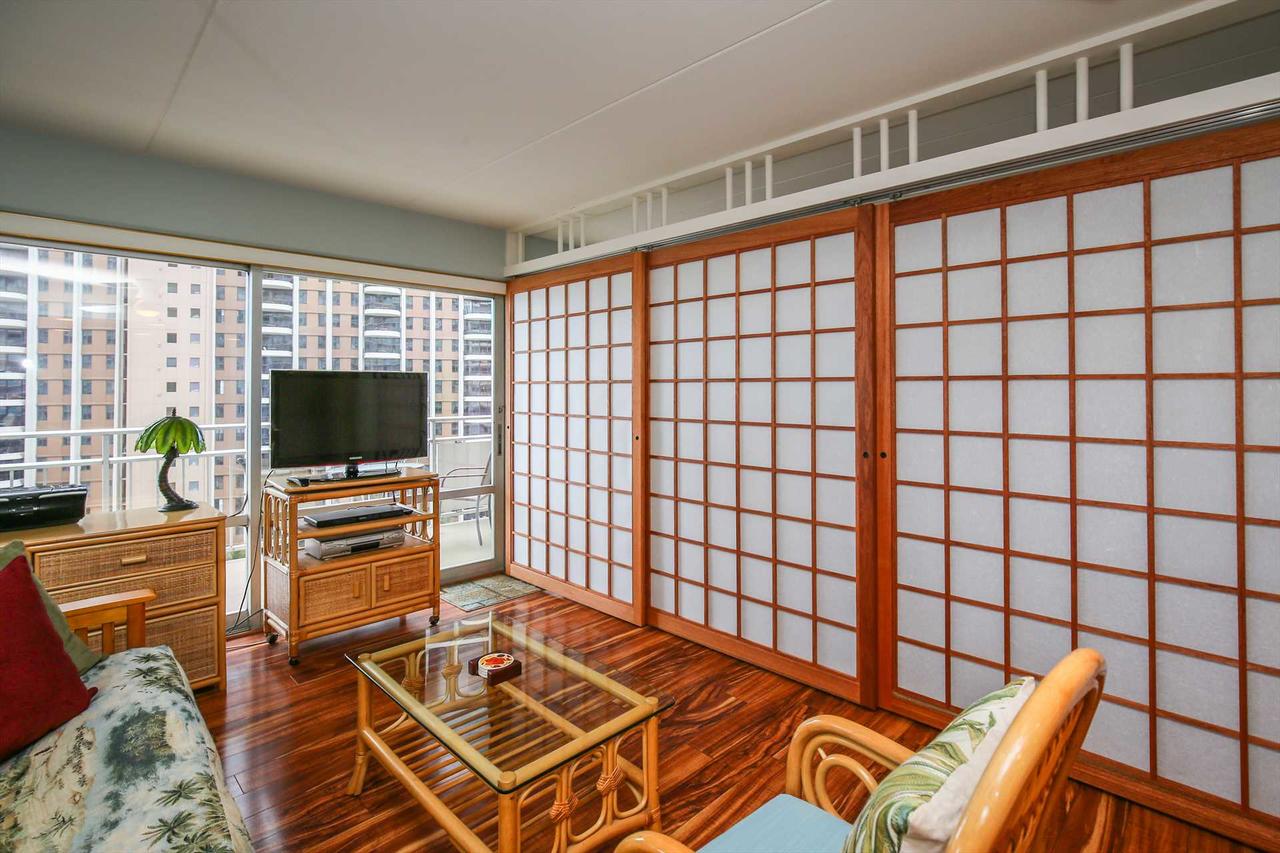 Ilikai 1038 Ocean Condo - thumb 30