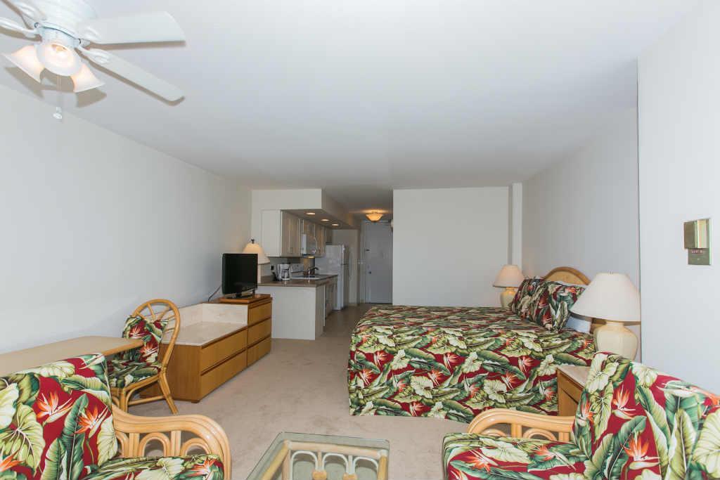 Ilikai Marina 1783 City View Studio - thumb 7