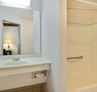 Days Inn by Wyndham Lisbon - USA Accommodation