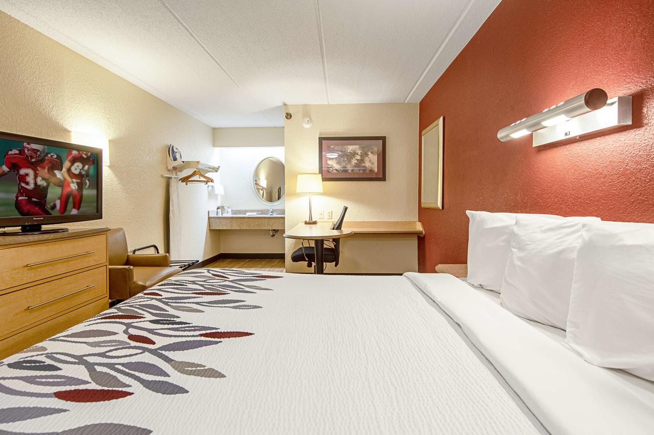 Red Roof Inn Canton - thumb 24