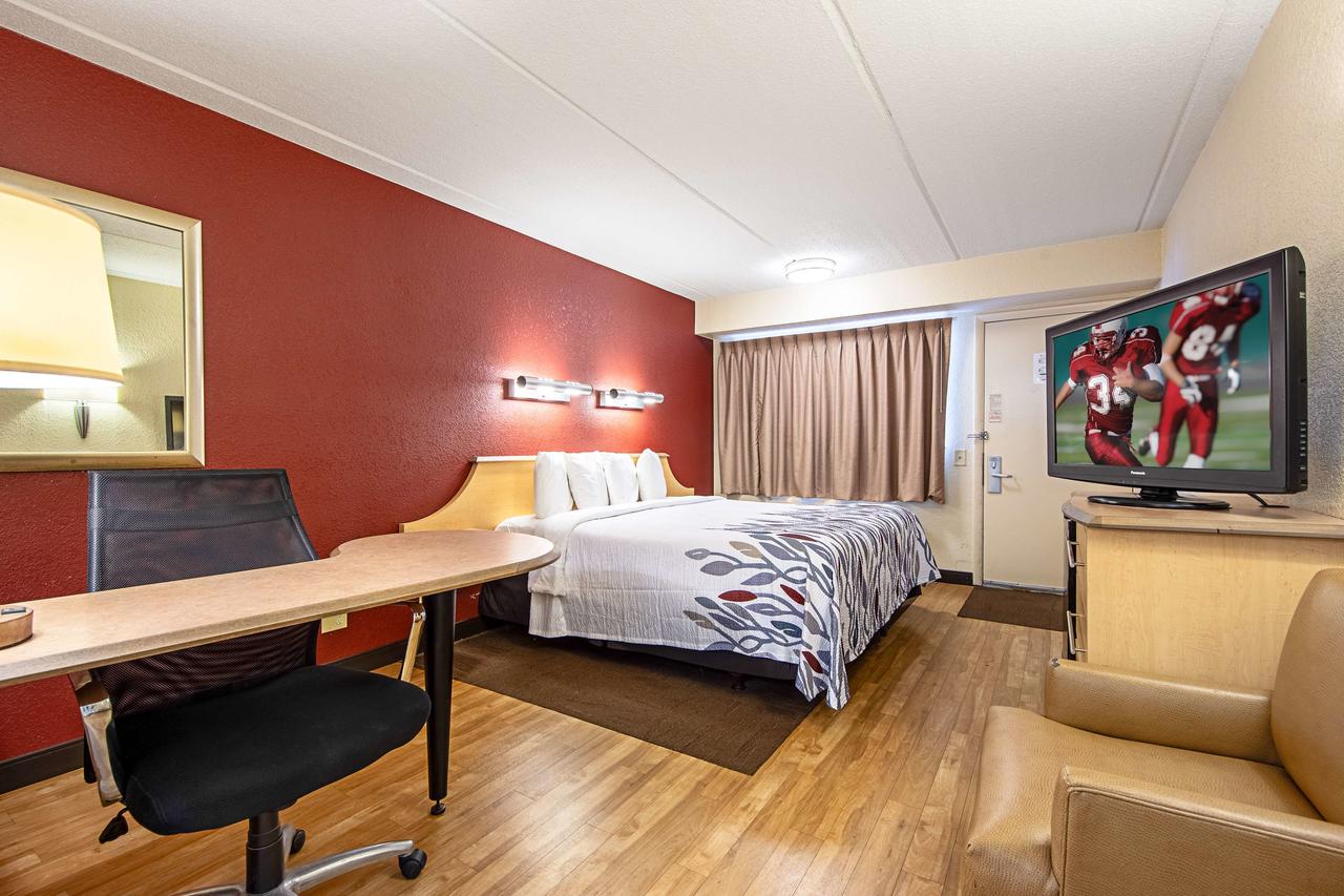 Red Roof Inn Canton - thumb 11