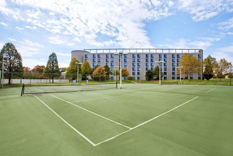 Radisson Hotel At The University Of Toledo - thumb 22