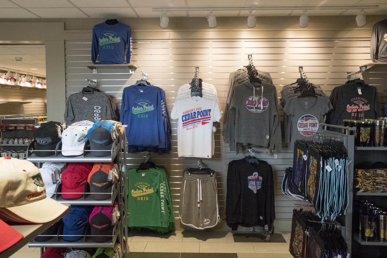 Cedar Point's Express Hotel - thumb 26