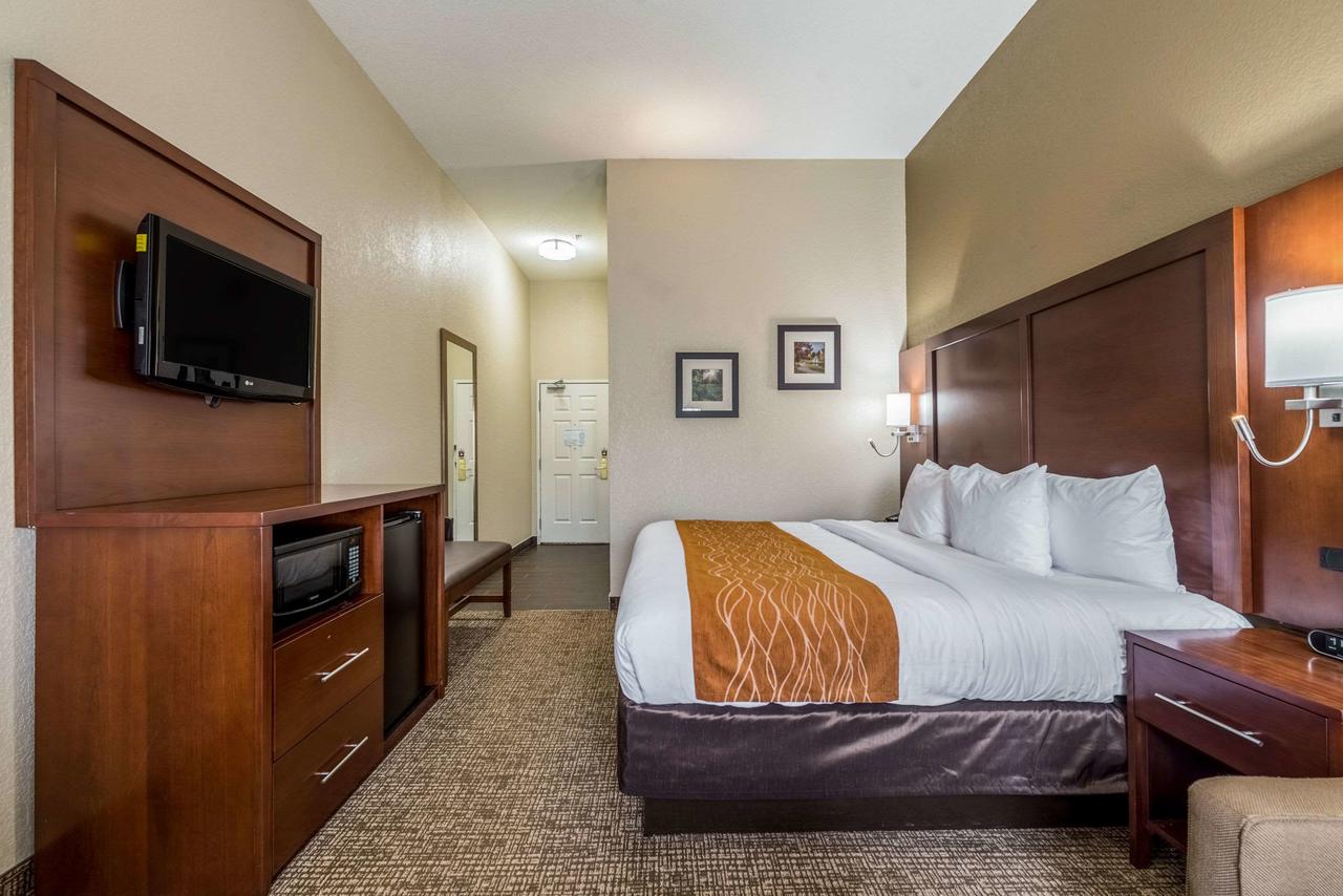 Comfort Inn & Suites Dayton North - thumb 24