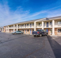 Motel 6 Youngstown - Tourism Bookings