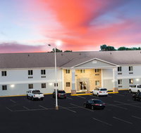 Super 8 by Wyndham Sidney - Tourism Bookings