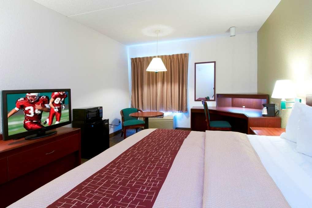 Red Roof Inn Boardman - thumb 12