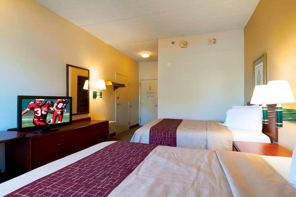 Red Roof Inn Boardman - thumb 13