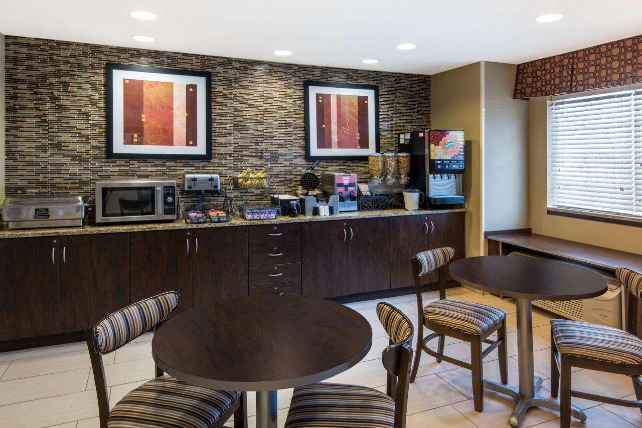 Microtel Inn And Suites North Canton - thumb 23