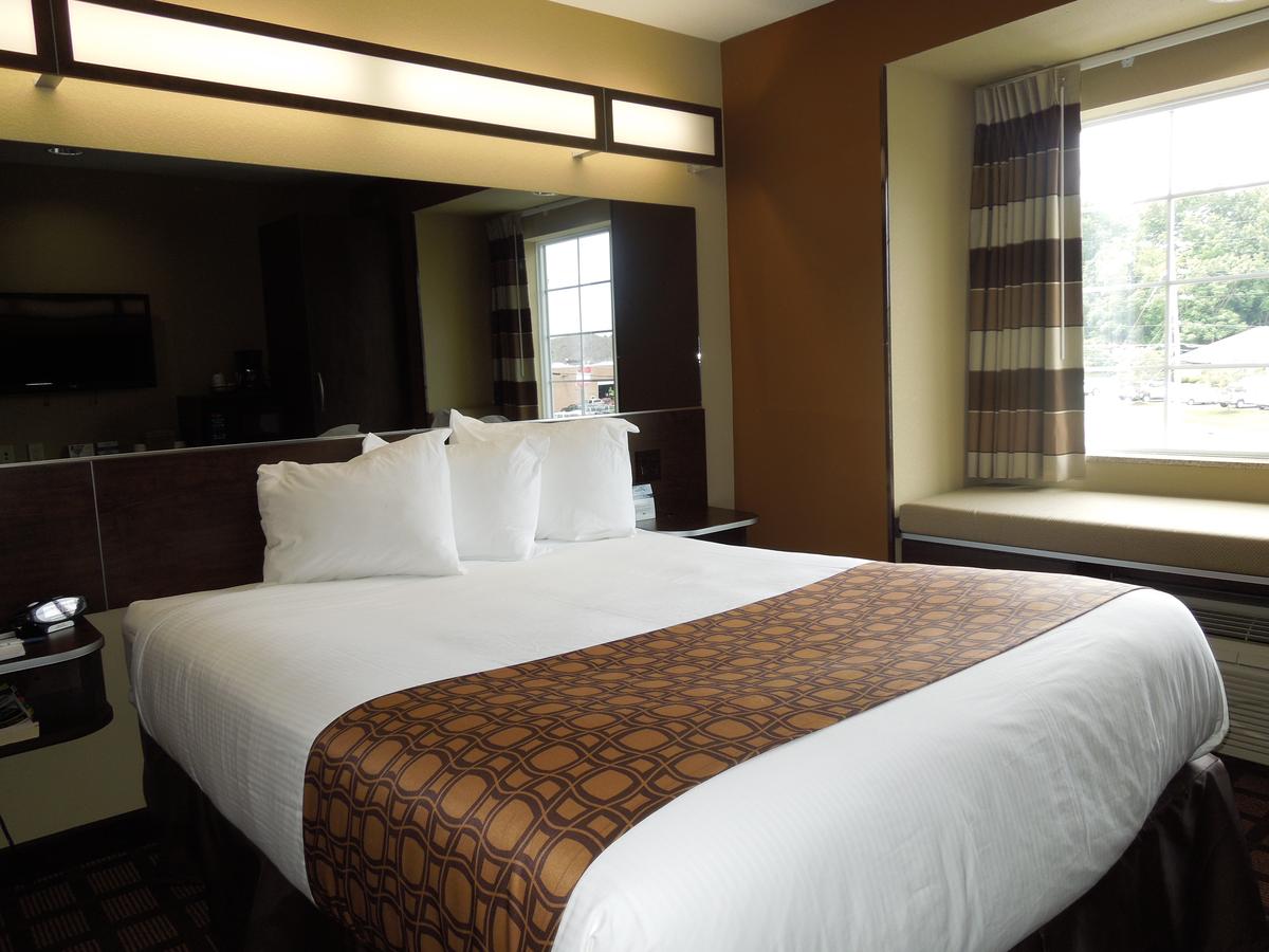 Microtel Inn And Suites North Canton - thumb 6