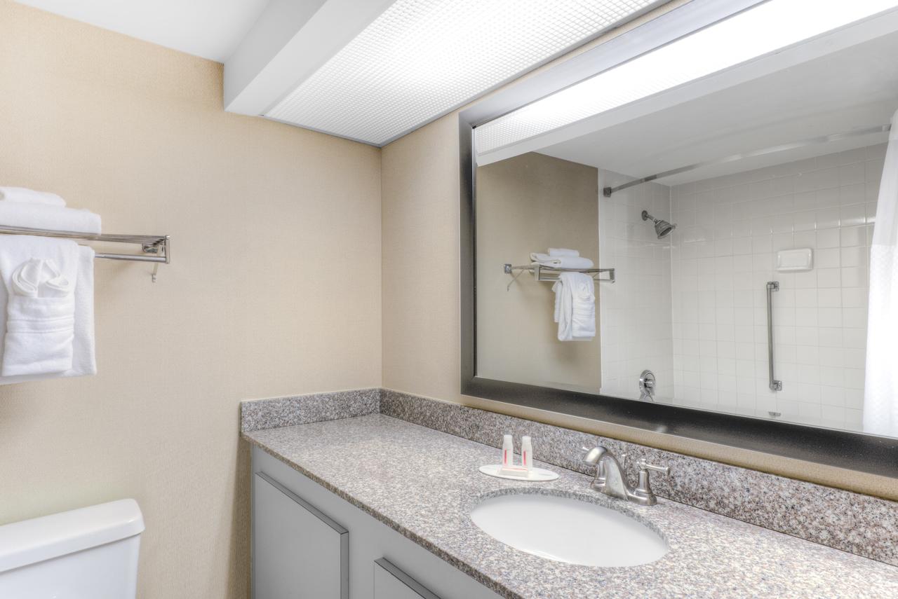 Howard Johnson By Wyndham Lima - thumb 12