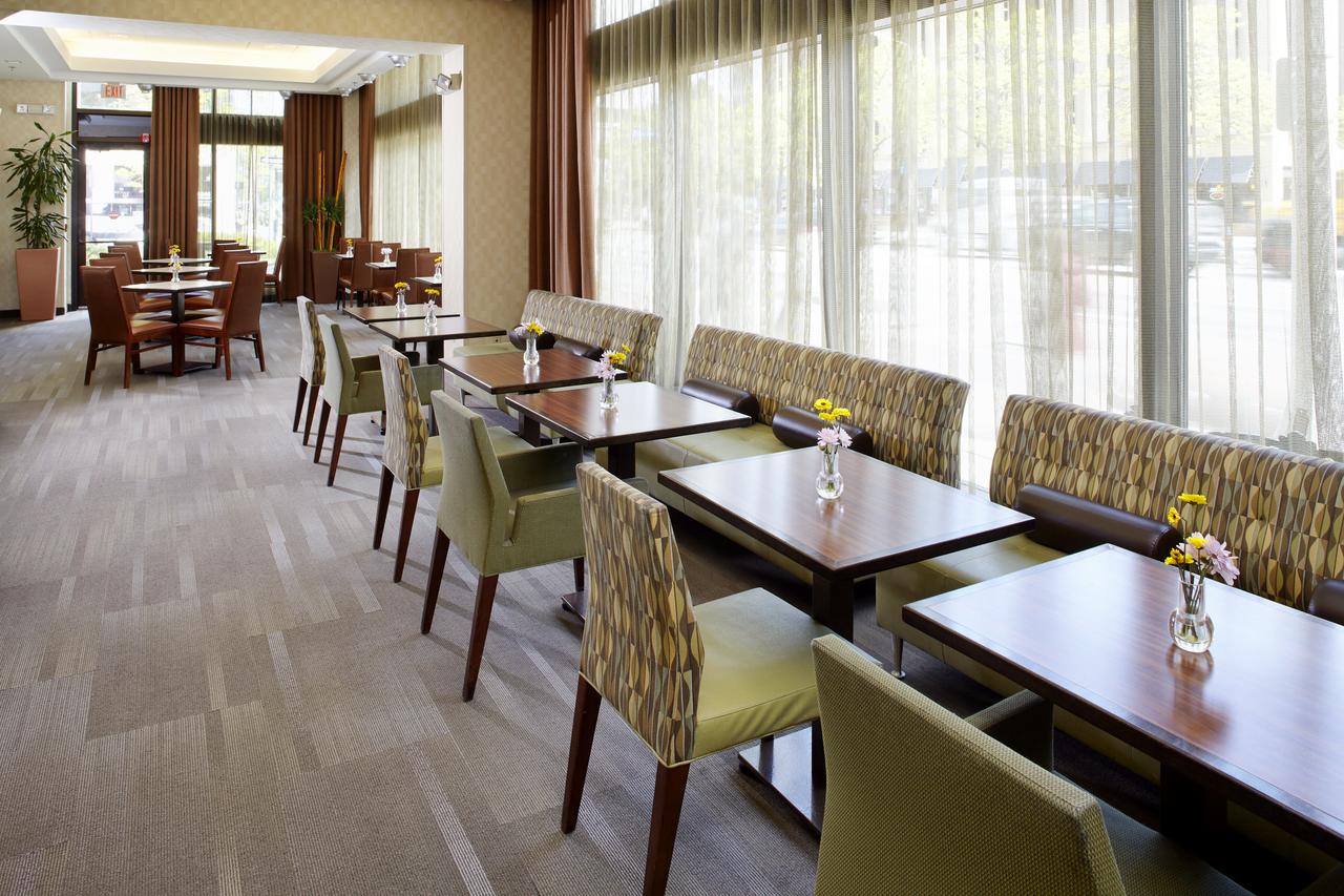 Hampton Inn Cleveland-Downtown - thumb 6