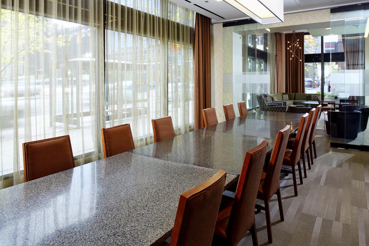 Hampton Inn Cleveland-Downtown - thumb 16