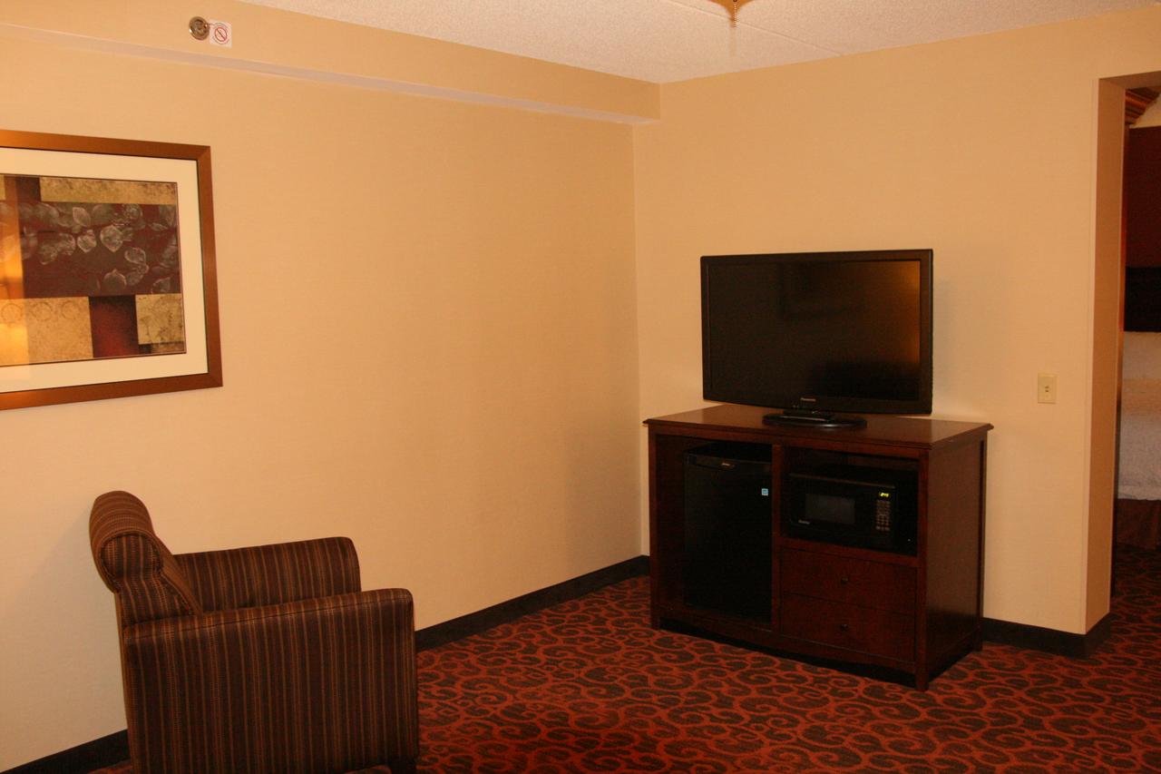 Hampton Inn Cleveland-Downtown - thumb 19