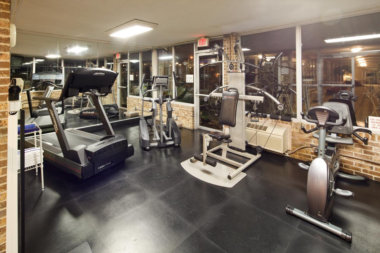 Holiday Inn Cleveland-Mayfield - thumb 24