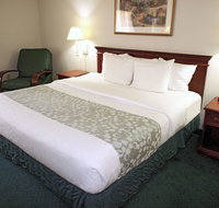 La Quinta Inn by Wyndham Columbus Dublin - Tourism Bookings