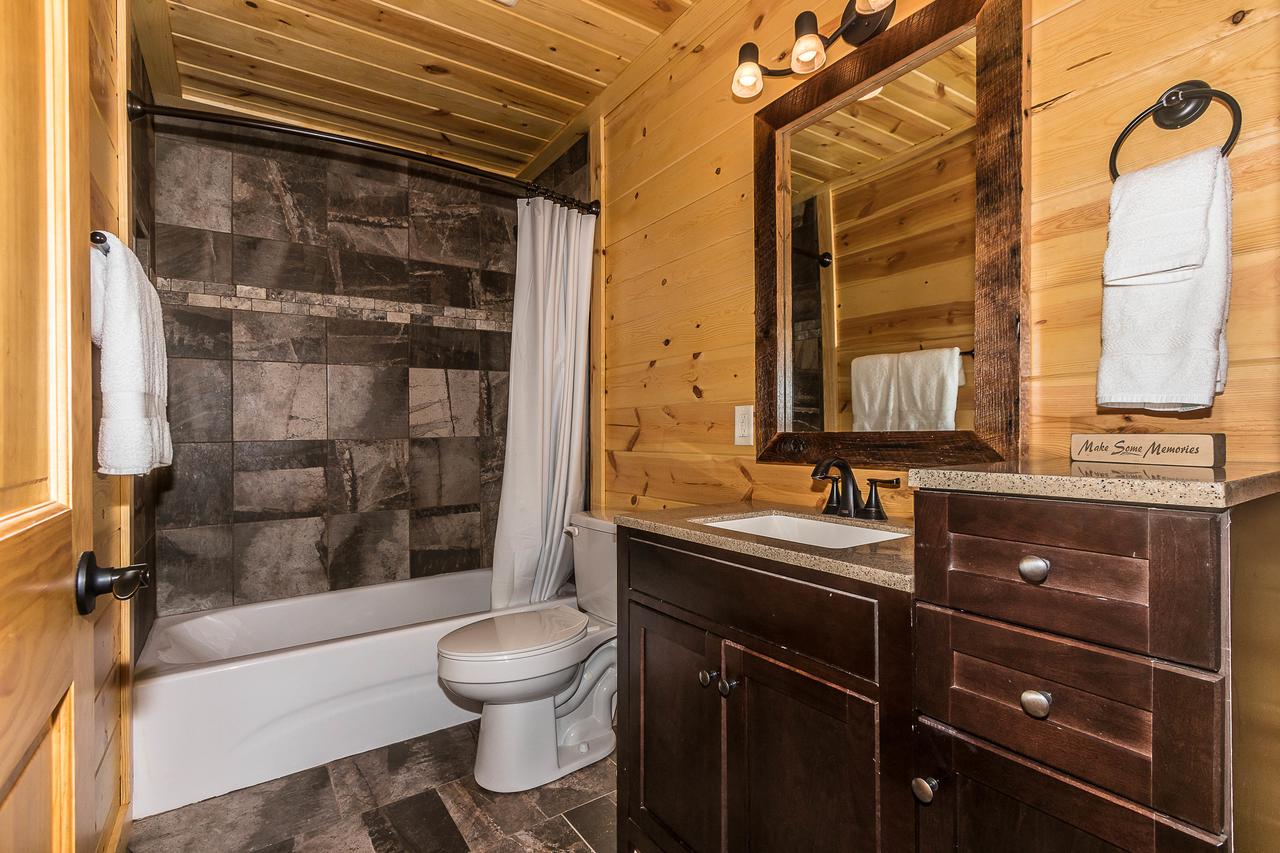 Hocking Hills Cabins & Resort Hemlock Haven - thumb 35